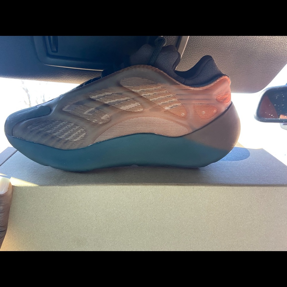 Authentic Brand New Never worn Yeezy 700